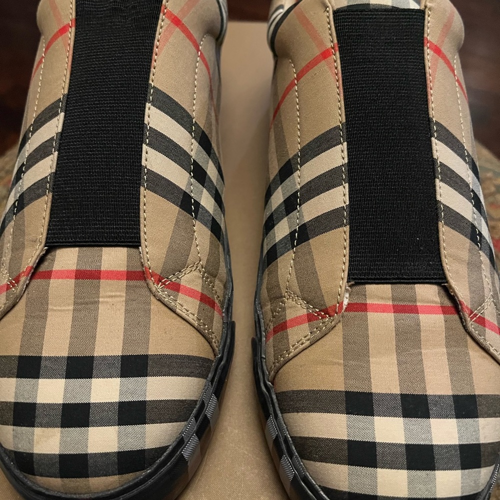 Burberry Markham plaid trainer (beige)